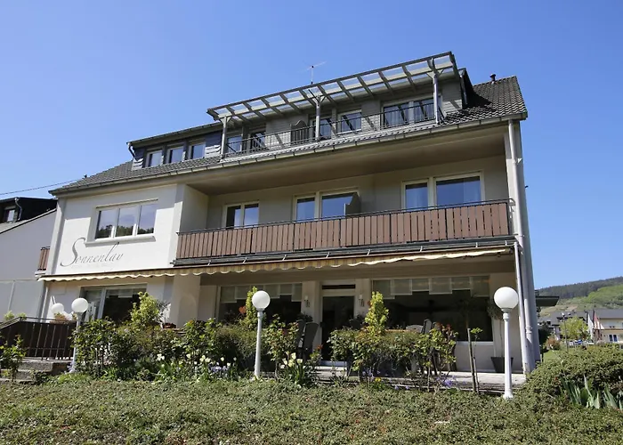 Huisdiervriendelijk hotel: Hotel Restaurant Sonnenlay
